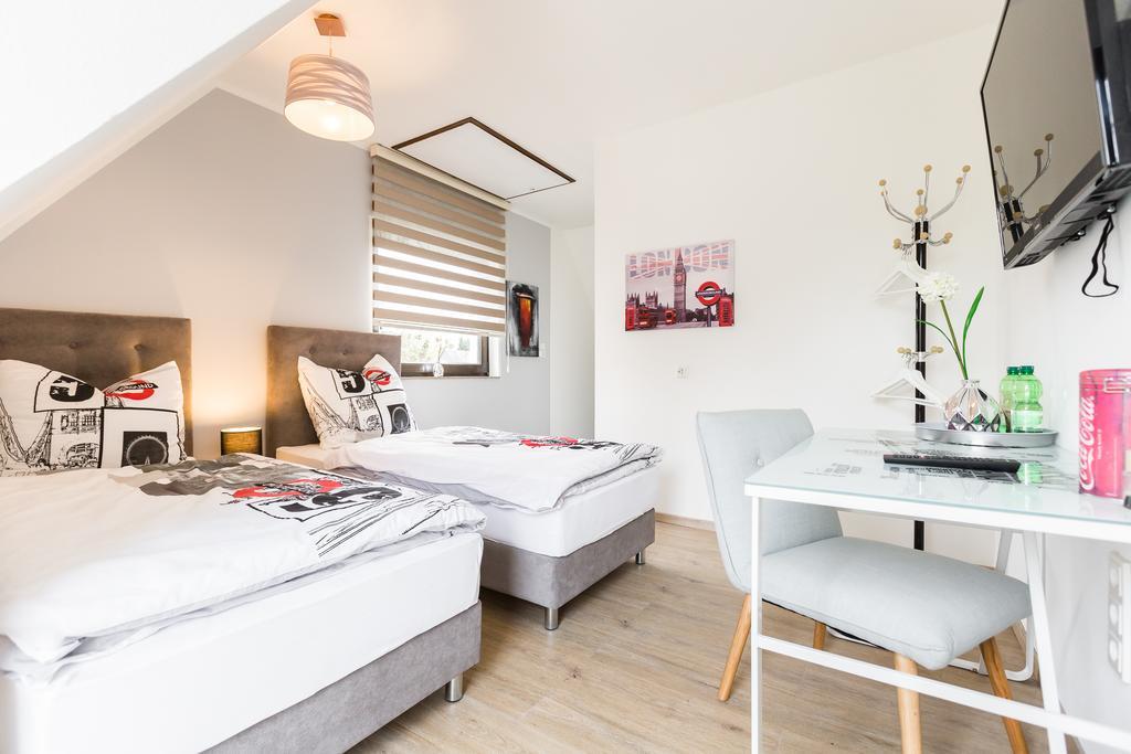 My Messe & Business Home - Refrath Bergisch Gladbach Buitenkant foto